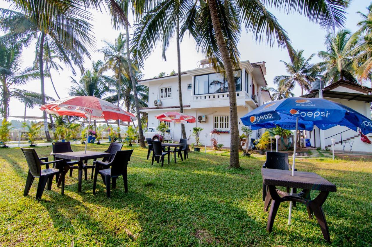 White House In Goa, Truly Amazing Experience Bed & Breakfast Saligao Dış mekan fotoğraf