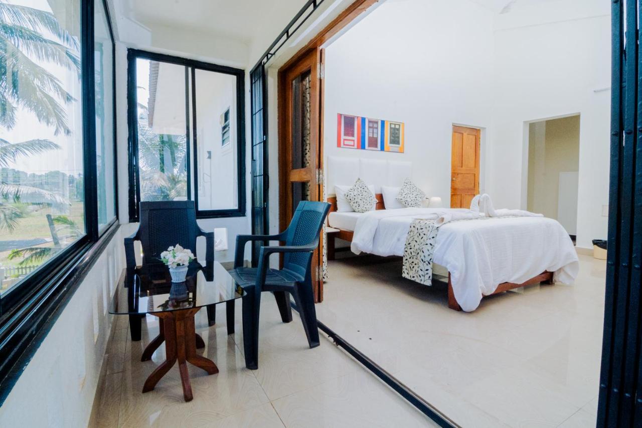 White House In Goa, Truly Amazing Experience Bed & Breakfast Saligao Dış mekan fotoğraf