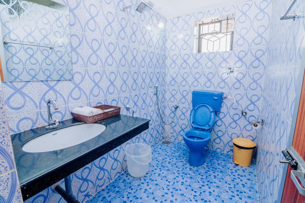 White House In Goa, Truly Amazing Experience Bed & Breakfast Saligao Dış mekan fotoğraf