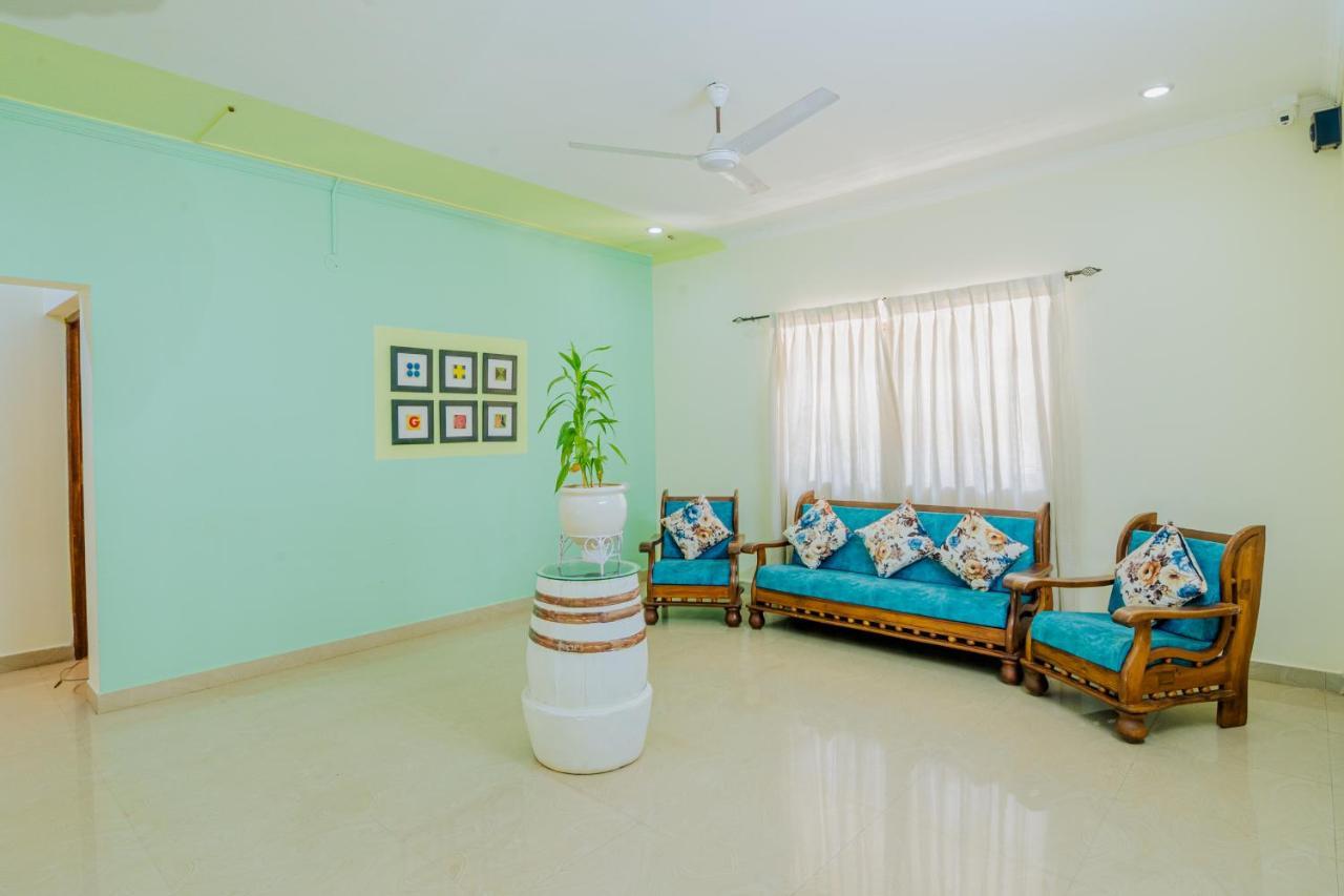 White House In Goa, Truly Amazing Experience Bed & Breakfast Saligao Dış mekan fotoğraf