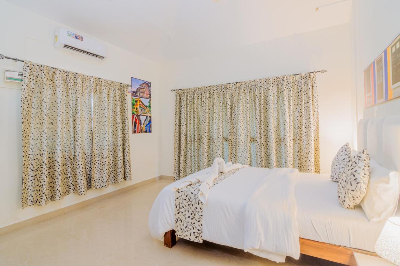 White House In Goa, Truly Amazing Experience Bed & Breakfast Saligao Dış mekan fotoğraf
